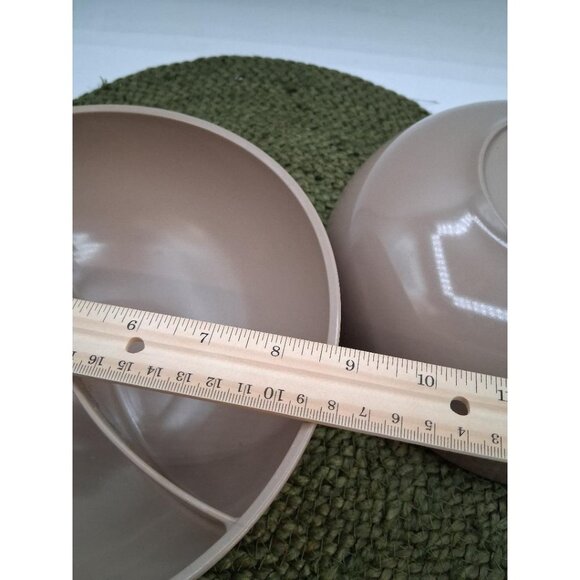 Melmac Divided Dinnerware Bowls 8315-8/76 Boonton Molding Co. Beige 10-Inch Diam - Picture 4 of 5